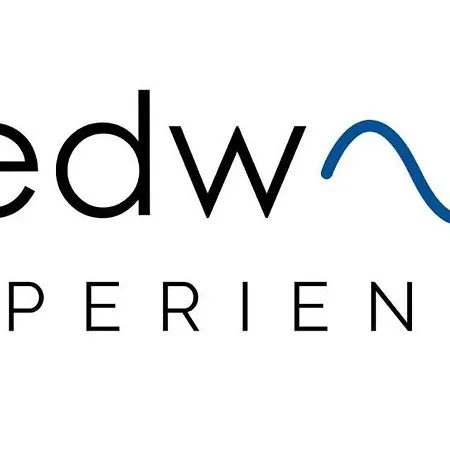 Bedwave Seaside Mansion Pireo