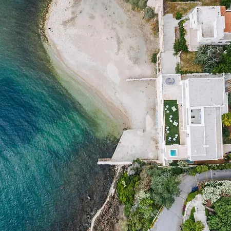 Hostel Bedwave Seaside Mansion *