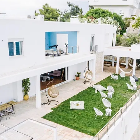 Hostel Bedwave Seaside Mansion
