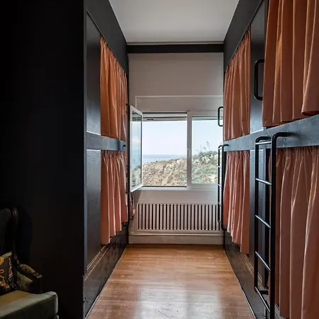 Bedwave Seaside Mansion Piraeus