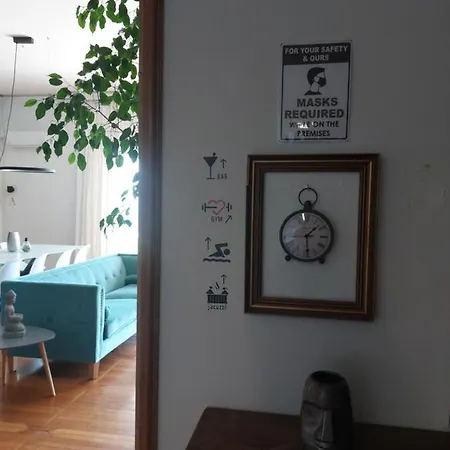 Hostel Bedwave Seaside Mansion Piraeus